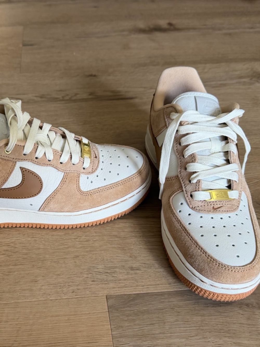 Nike Air Force 1 Low LXX Vachetta Tan Women’s 7.5 Brown Leather Suede Sneakers